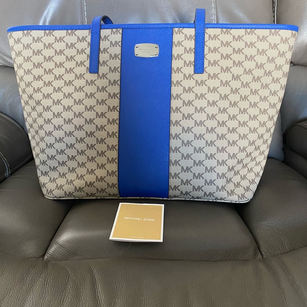 Michael Kors Shoulder Bag
